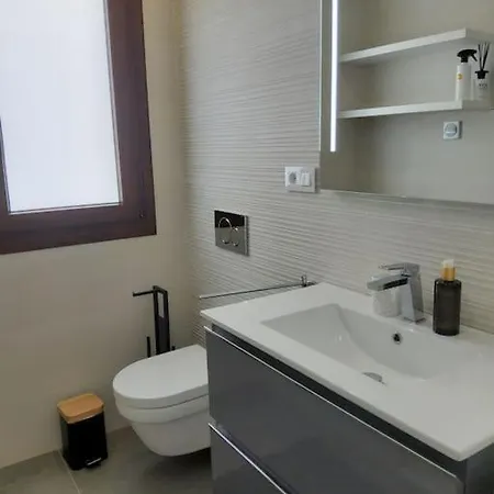 Modern Met Prettig Interieur In Omgeving Balcones * Torrevieja